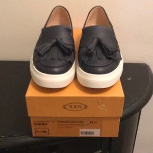 Tod’s Gomma XL Tassel Front Loafer in Navy Blue